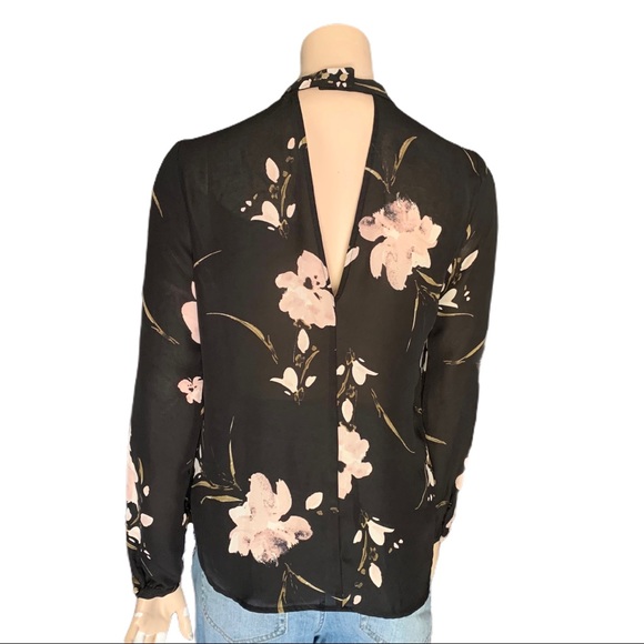 3/$30 Dynamite Choker V-Neck Floral Black Top Sz S - Picture 5 of 12